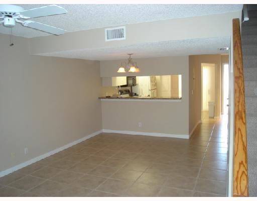 Building Photo - 6166 Riverwalk Ln