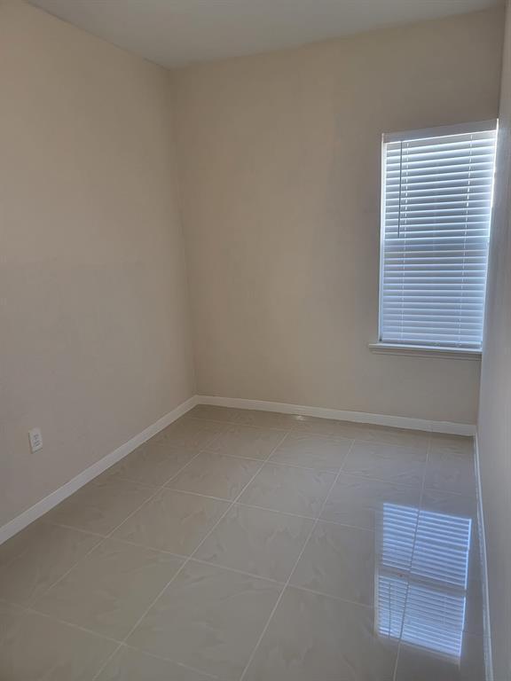 Foto del edificio - 7534 Rosepath Ln