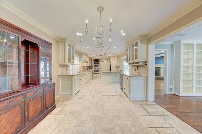 Building Photo - 14726 Oak Bend Dr