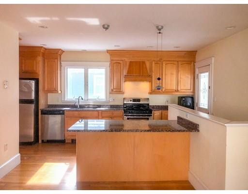 Building Photo - 28-30 Allen St