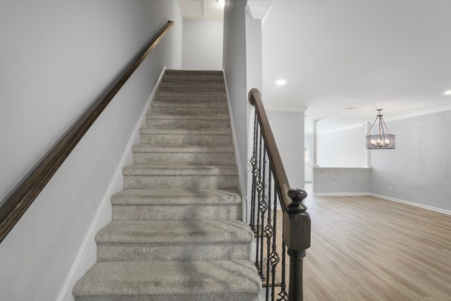 Photo - 115 Winding River Dr Apartment