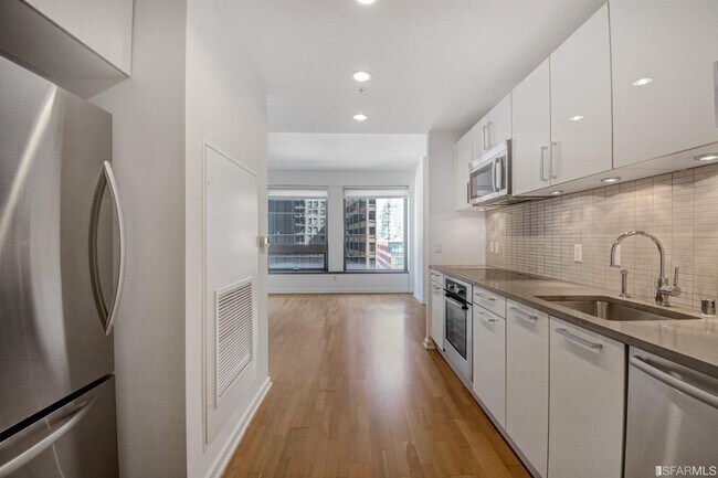 Foto del edificio - 1 Hawthorne St