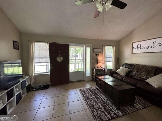 Building Photo - 125 Springhill Ct