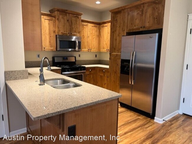Building Photo - 3 br, 2.5 bath House - 20773 NE Comet Lane