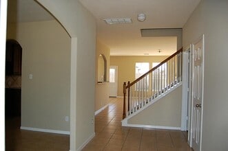 Building Photo - 5711 Coyote Call Ct