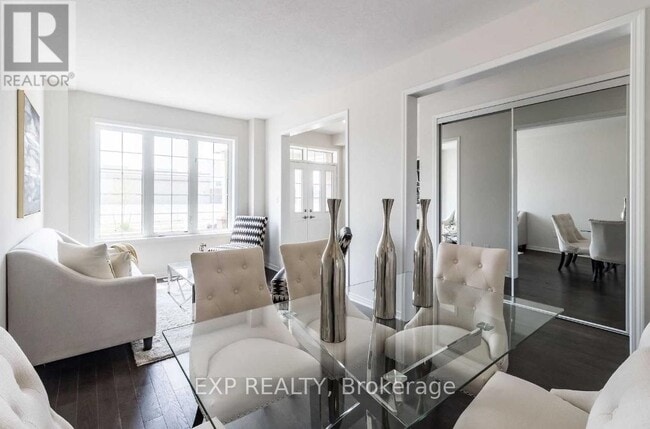 Building Photo - 132 McWatters St