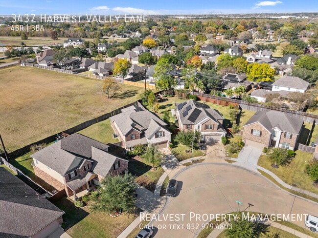 Foto del edificio - 3437 Harvest Valley Ln