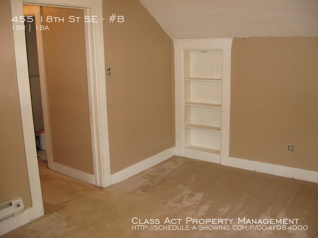 Building Photo - 455 18th St SE