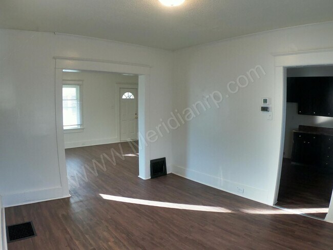 Building Photo - 4225 S Calhoun St
