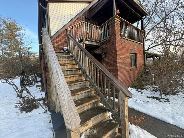 Foto del edificio - 104 Woolsey Ave