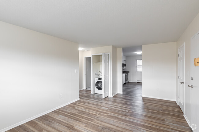 2 habitaciones, 1 baño - Sala de estar - Norton Park Apartments