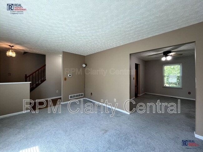 Building Photo - 767 Lindenhaven Rd