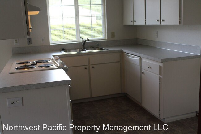 Building Photo - 3 br, 2 bath House - 1399 Parkway Drive NW