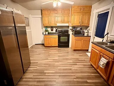 Foto del edificio - 2402 4th Ave