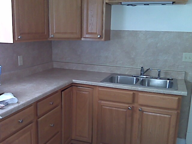 Kitchen - 112 Western Ave