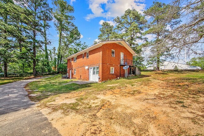 Building Photo - 1 Bedroom Affordable Nest