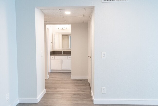 Interior Photo - 110 South Sweetzer Ave