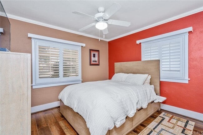 Foto del edificio - 926 N San Gabriel Ave