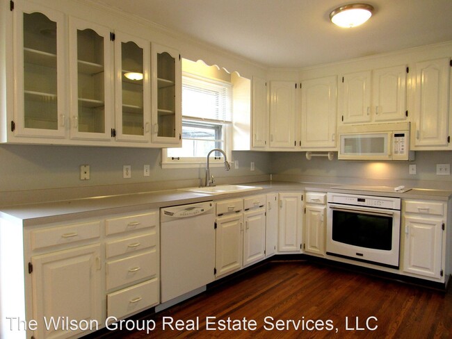 Building Photo - 3 br, 2.5 bath House - 3601 Caldwell Court
