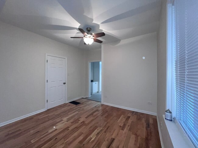 Building Photo - 8919 S Muskegon Ave