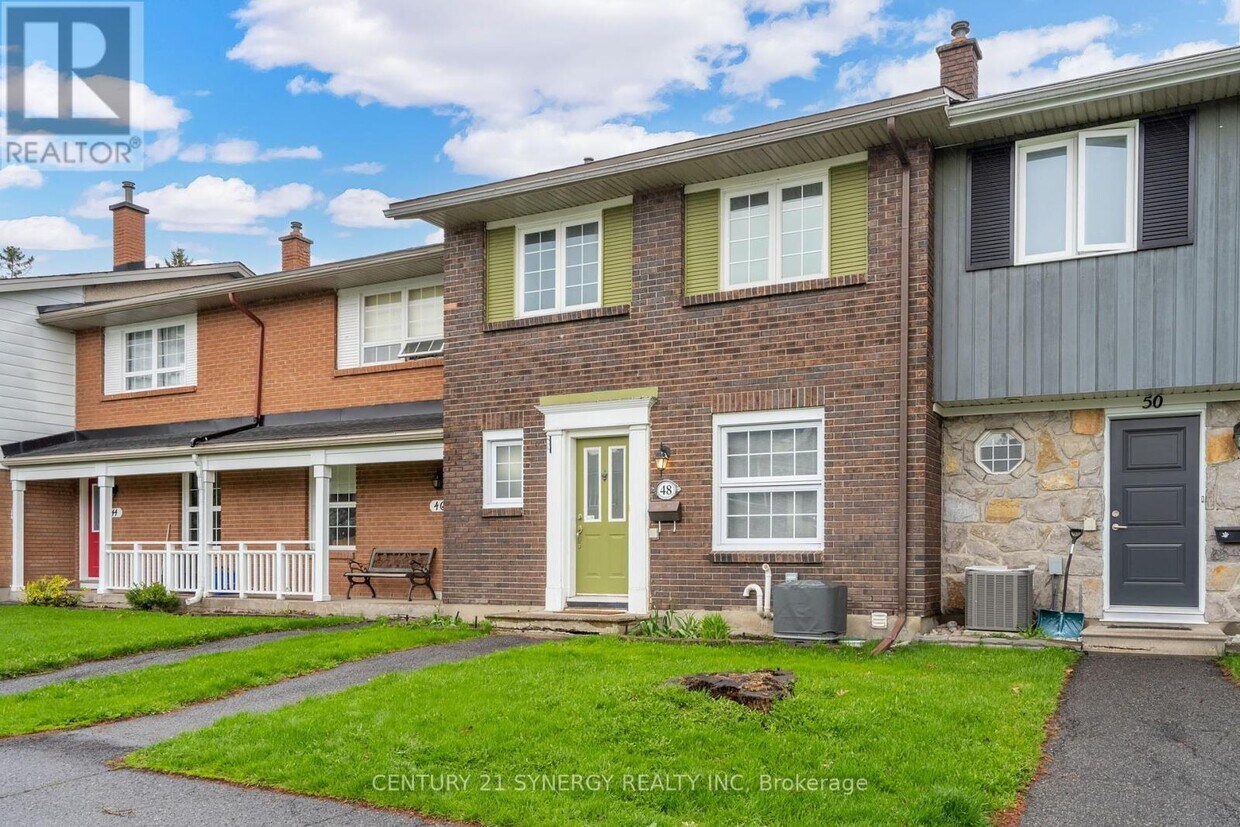 Photo principale - 48 Monterey Dr