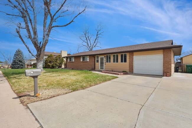 Photo - 2180 S Estes St House