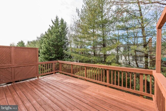 Building Photo - 6892 Kerrywood Cir