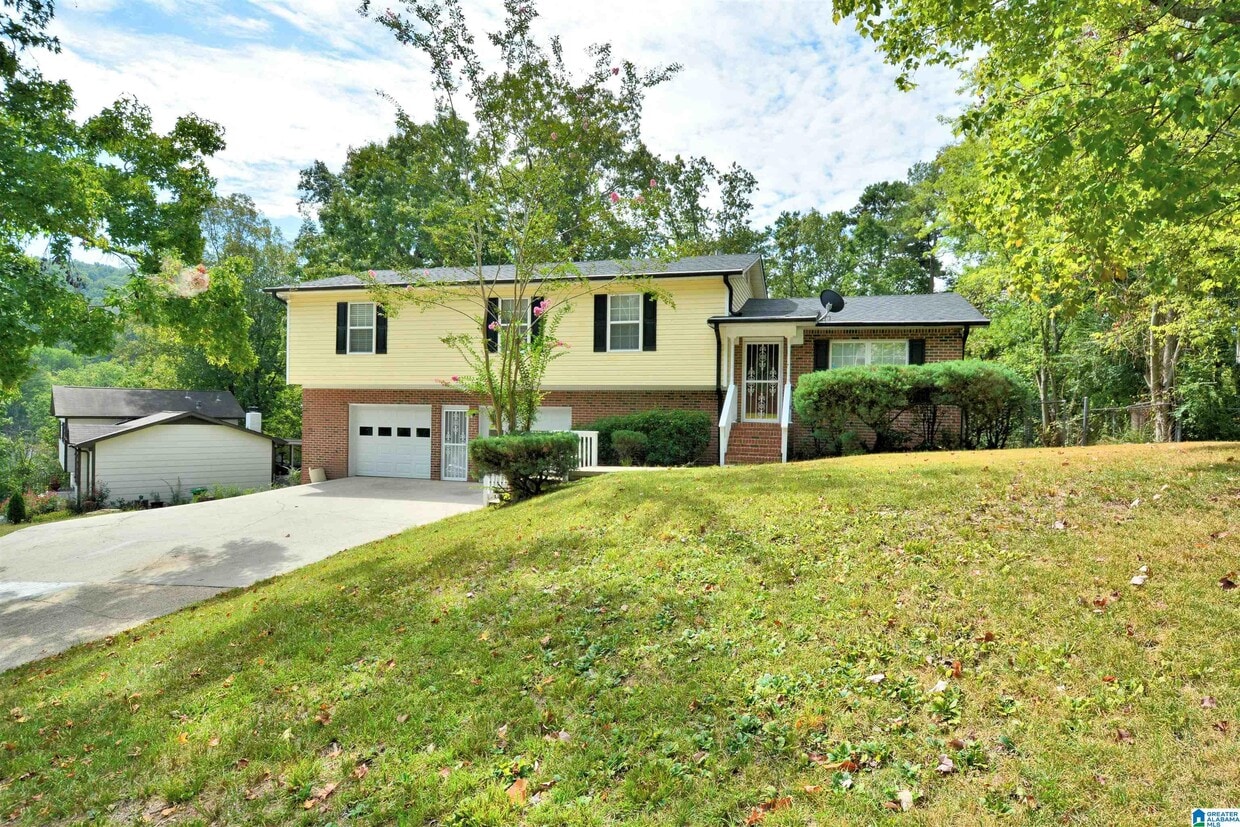 Primary Photo - 1721 Maralyn Dr