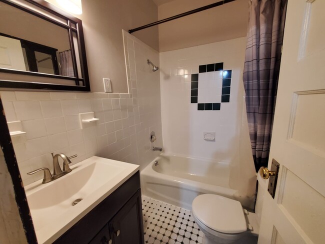 full bathroom - 23 Columbia Ave