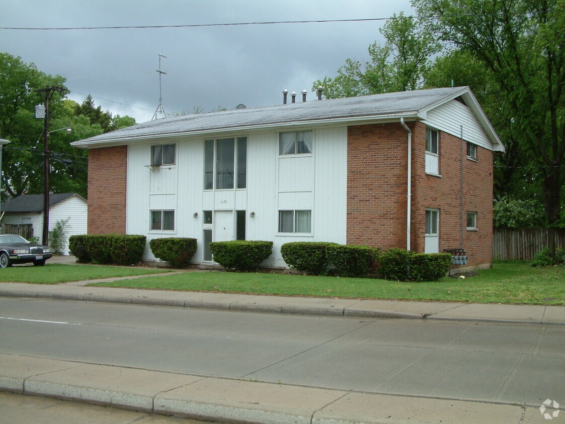1131 Riverside Dr, Dayton, OH 45405 Apartments in Dayton, OH