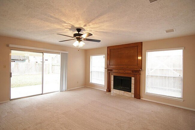 Foto del edificio - 4906 Kleinmeadow Ct