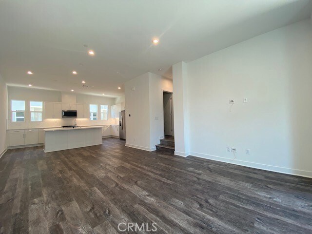 Foto del edificio - 1411 W Cara Dr
