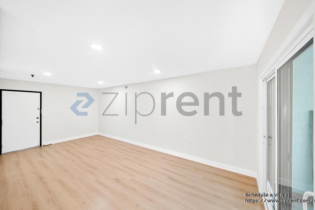 Foto del edificio - 4501 Peck Rd