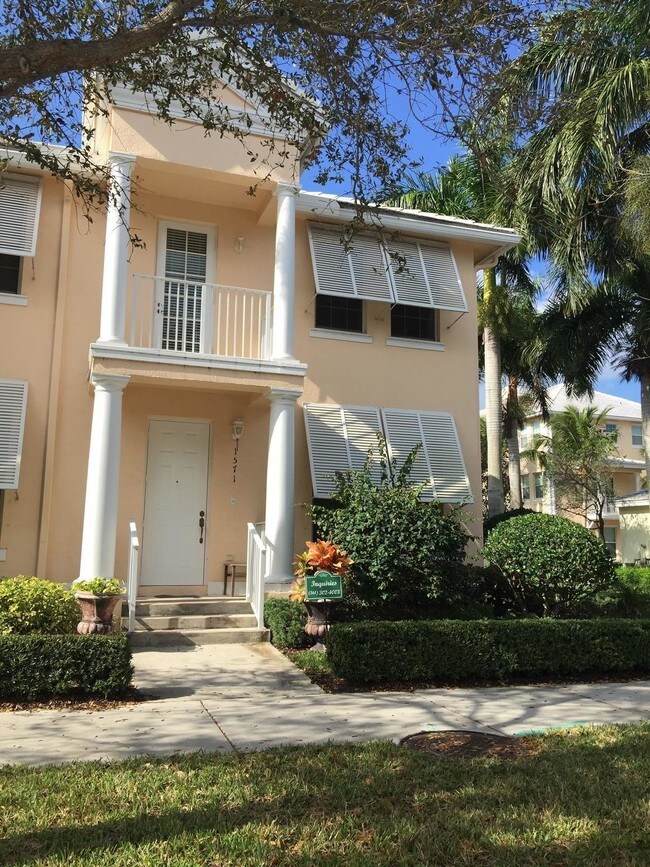 Foto del edificio - 1571 W Frederick Small Road