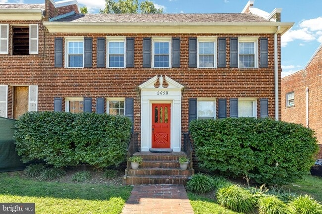 Foto del edificio - 2650 39th St NW