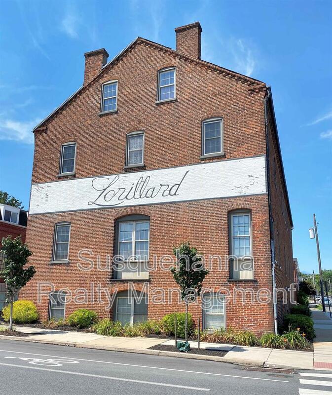 Foto principal - 402 W Frederick St