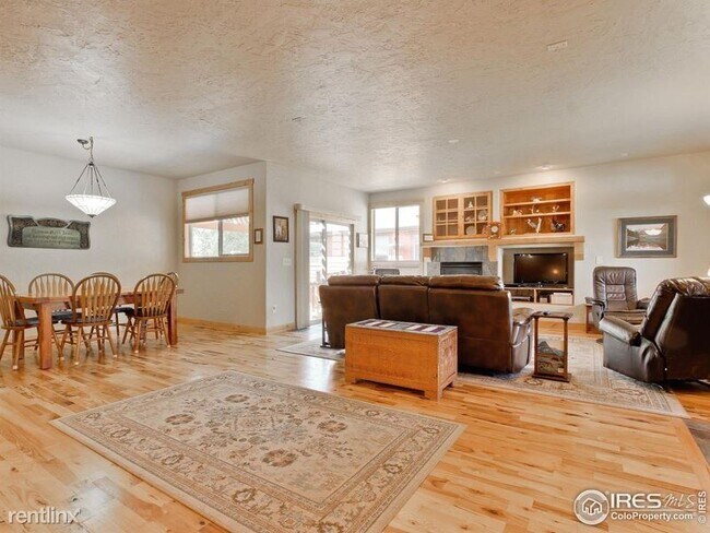Building Photo - 4 br, 3 bath House - 2980 Ariel Dr