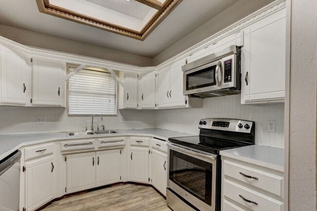 Building Photo - 3 bed 2 bath home in Oklahoma City, Ok