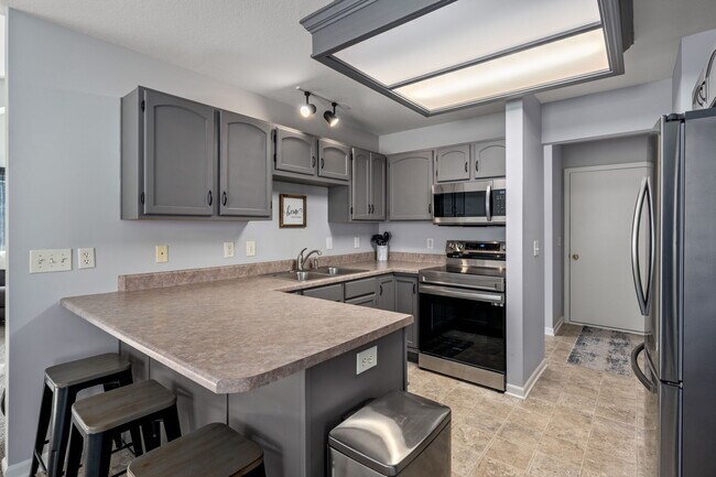 Foto del edificio - 2718 Sassafras Cove