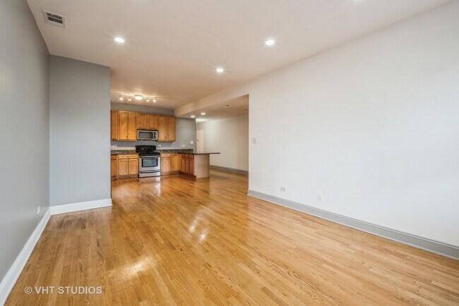 Foto del edificio - 6518 S Greenwood Ave