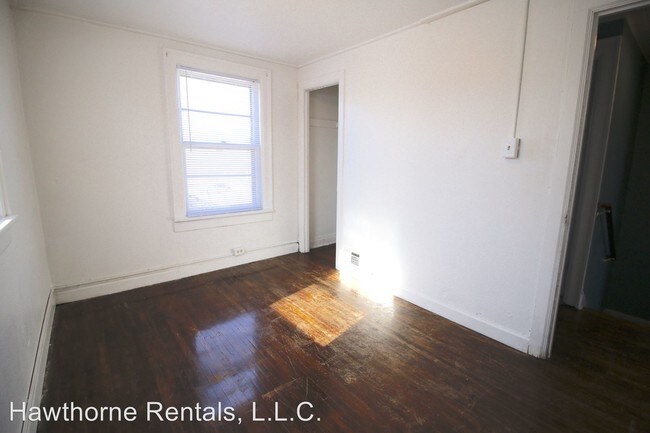Building Photo - 2 br, 1 bath House - 416 Belmont Avenue