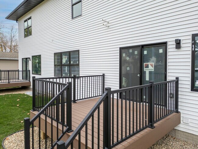 Foto del edificio - 1305 W 19th St