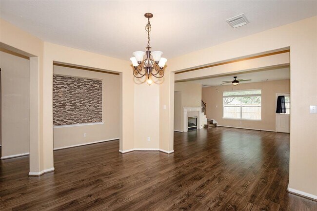 Foto del edificio - 8301 Seagull Ln