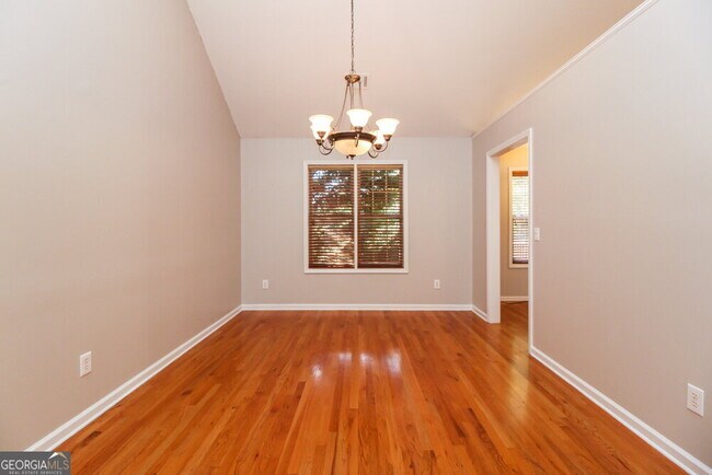 Building Photo - 301 Saddlewood Dr