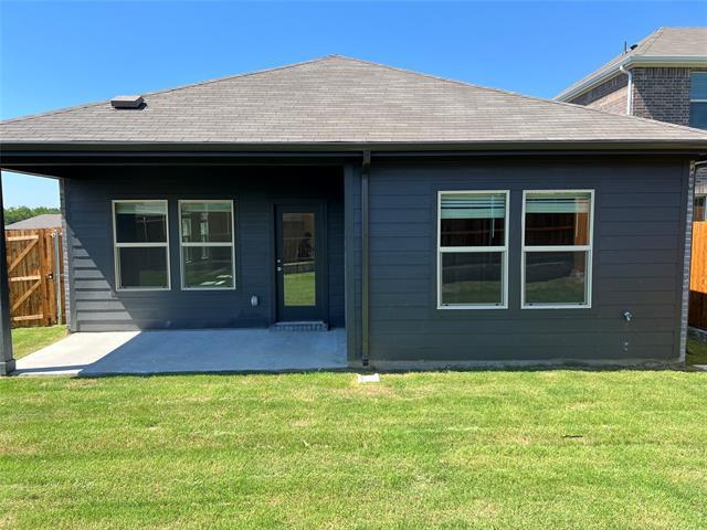Building Photo - 613 Russell Dr