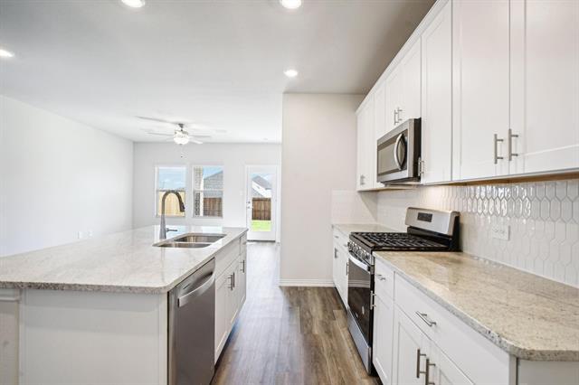 Foto del edificio - 4012 Sandstone Ln