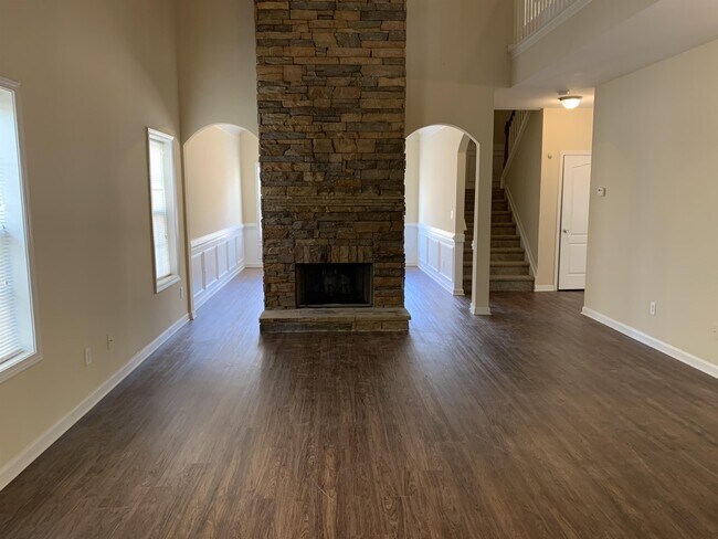 Foto del edificio - 2245 Copper Trail Ln NE