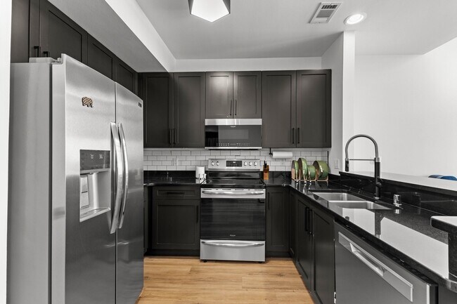 Foto del edificio - 2121 S Kinnickinnic Ave