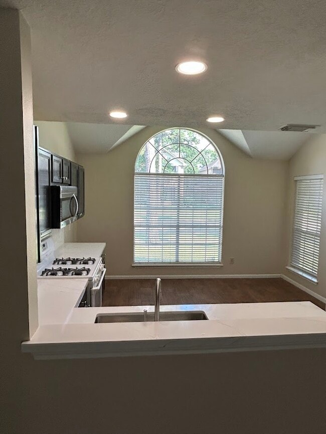Building Photo - 14518 Cypress Green Dr