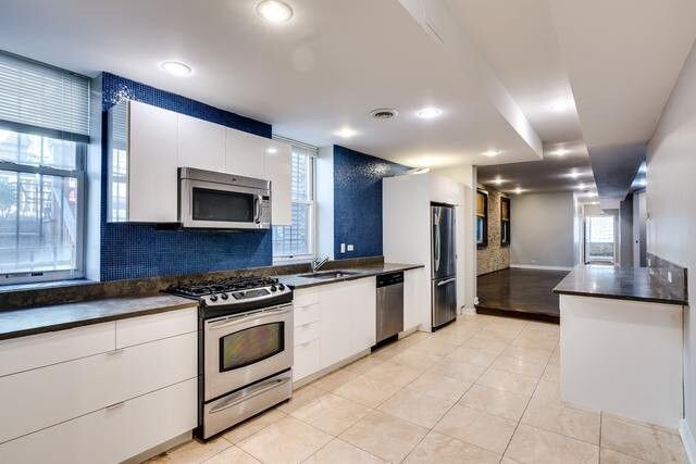 Foto del edificio - 2234 N Washtenaw Ave